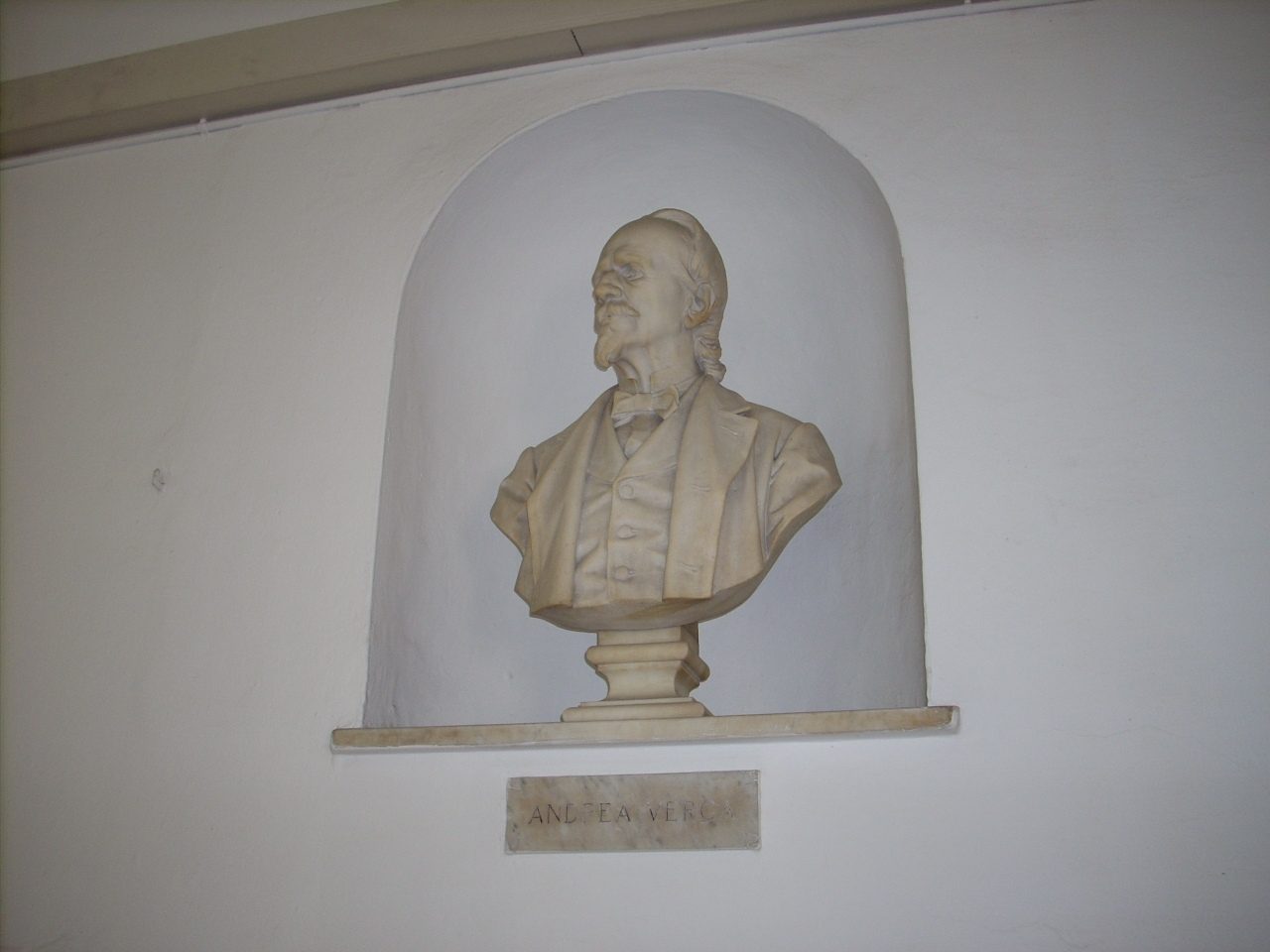Andrea Verga's bust, Padiglione Ponti, Policlinico, Milan - 01.jpg